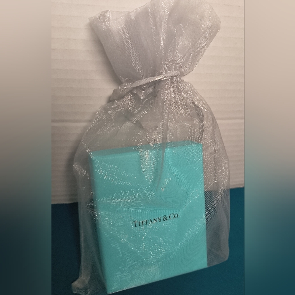 Pre Loved Tiffany & Co. Basketball Keychain - Picture 8 of 16